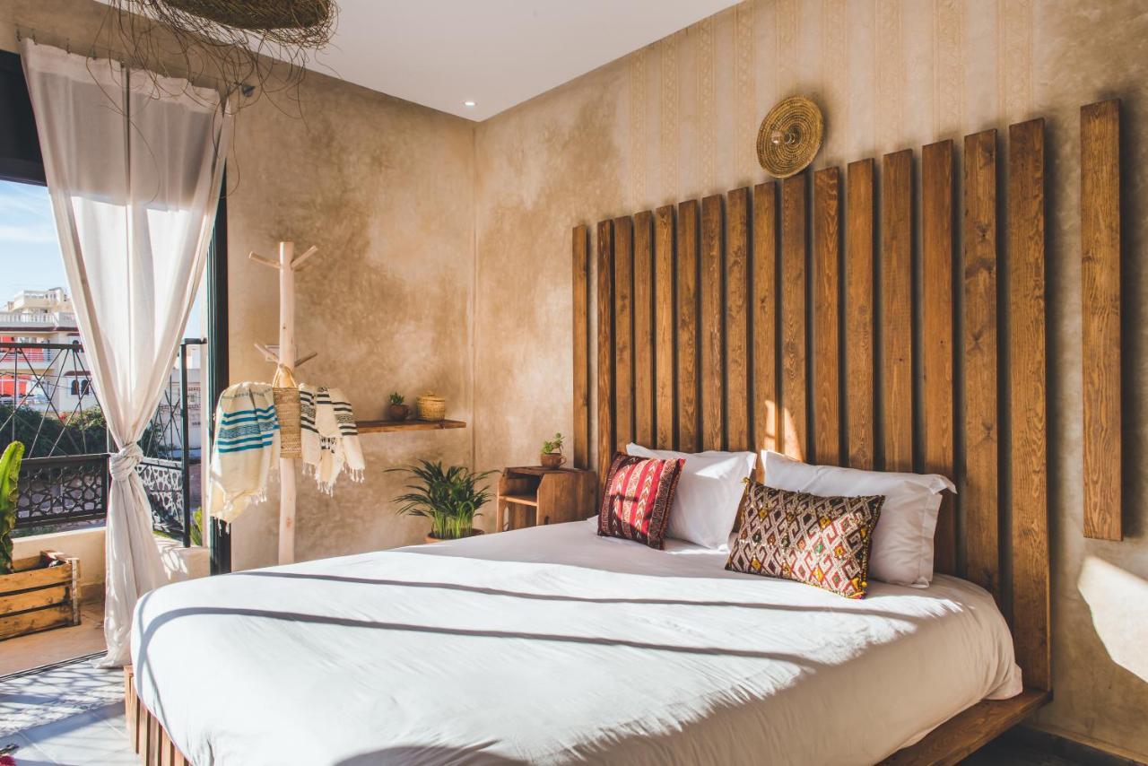 The Yogi Surfer Hotel Taghazout Buitenkant foto