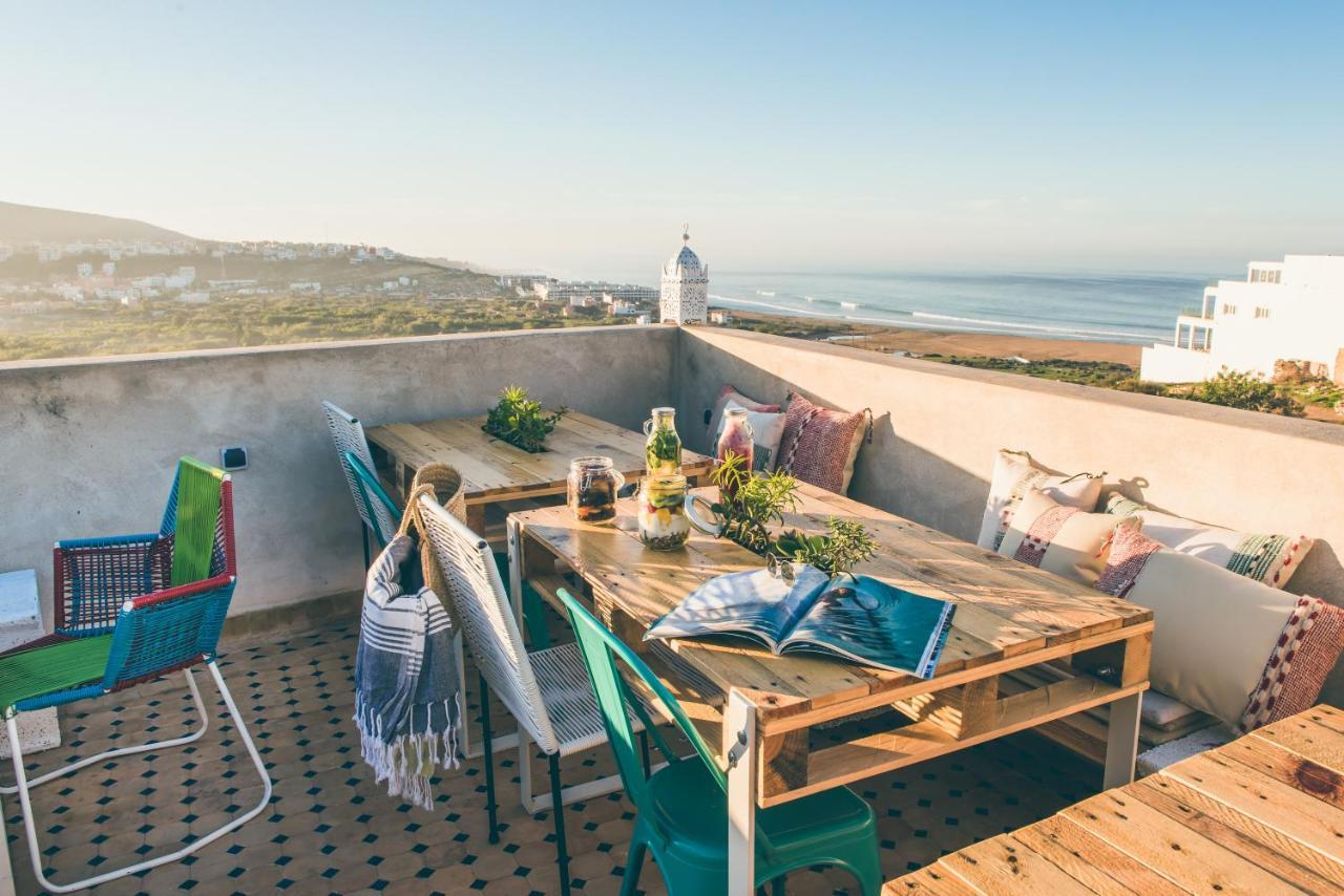 The Yogi Surfer Hotel Taghazout Buitenkant foto